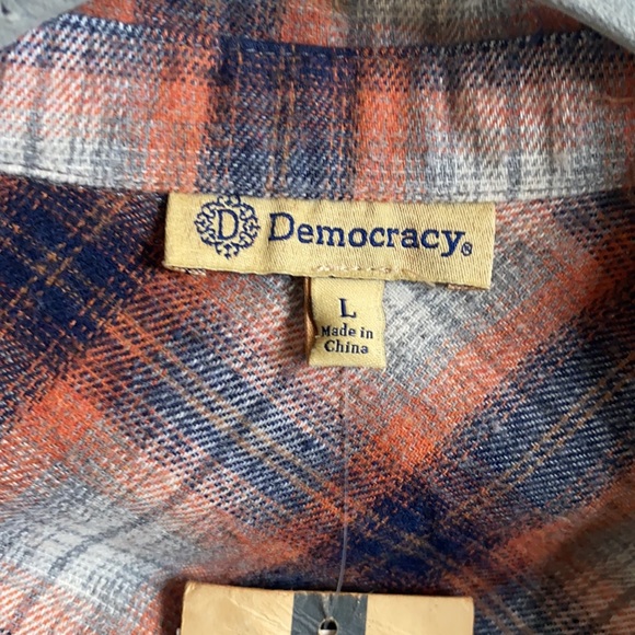 Democracy Women's Orange & Blue Plaid Button-Down Shirt Frayed Hem size Large - Picture 5 of 9